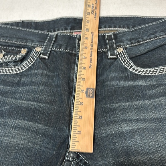 True Religion Classic Denim Straight Distressed Jeans style # MDE859Z05 - Picture 13 of 14